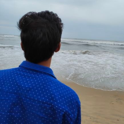 ItsPraggzzz's profile picture. Love. Laugh. Live