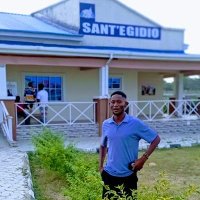 lover of peace 🙏

member @ sant'egidio jos, Nigeria