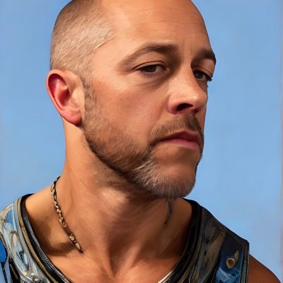 Brighton, UK based Personal Trainer. Kettlebell and HIIT specialist. MMA Strength & Conditioning Coach. OriGym Fitness Ambassador.