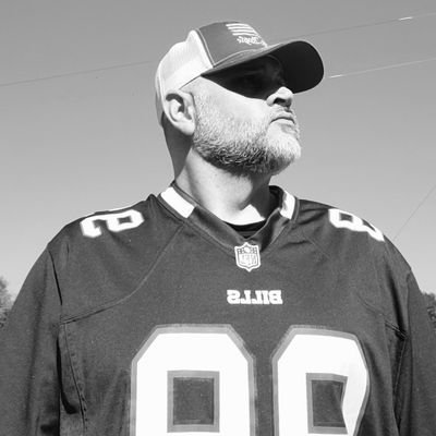 BlahBlahBlahBio's profile picture. 