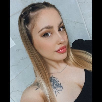 federicadaniel's profile picture. Ig: ffeded