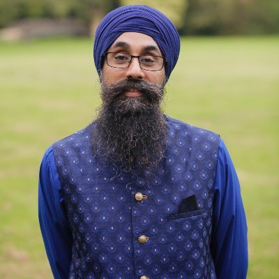 I am Dharmveer Singh and work for Scottish Government. I am a family man with kids and wife called Jagdeep. also love my Faith which is Sikhi.