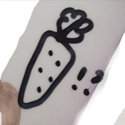 daicon_oy's profile picture. あ、どうも有機野菜です。今何時？