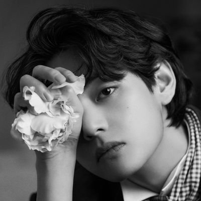 SaniyyaSahala's profile picture. ding dong 👽  @bts_twt
#민윤기 #ARMY