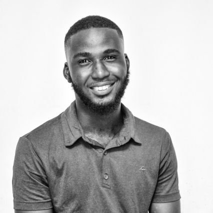 eyramDev's profile picture. Frontend Engineer @cletNS