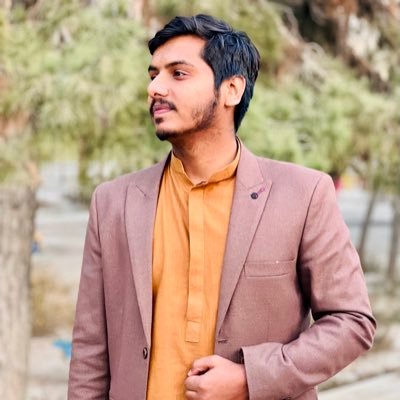 MoladadSoomro's profile picture. CS Student 🎓 • E-Commerce Expert, Web Developer, Crypto Trader 🌐 • I share Useful Websites, Resources, and Tips 