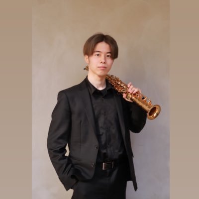 弥栄⇒東京藝大 修士2年 Saxophone / 演奏やレッスンのご依頼などはDMまで。