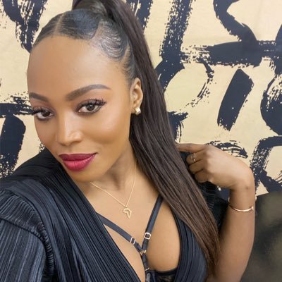 Boitumellow's profile picture. Simple girl with big dreams🦋 Mom | Jeweller | Builder | Strategist