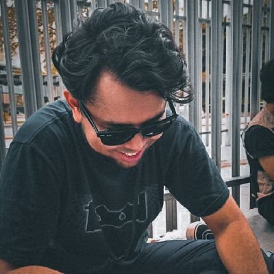 apihm15's profile picture. ntl93