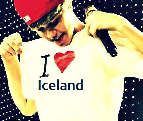 Bieber Parade in Iceland was September 10th !!!! and 500-800 people showed up !!! #Biebs2Iceland !