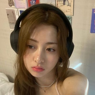 sstarfourth's profile picture. This is falling, falling in love ♡ – ｡⁠*ﾟ⁠+ fan account 😺 multi kpop(💜) / Tpop + กว 🥝 มว กนป ตฟว อตน กด เบค่อน etc. ฅ⁠^⁠•⁠ﻌ⁠•⁠^⁠ฅ