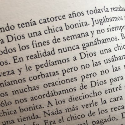 Una vez tuve una enfermedad grave. Pensaban que era la enfermedad del beso. Yo sabía que eso no era posible pero no se lo dije a nadie.