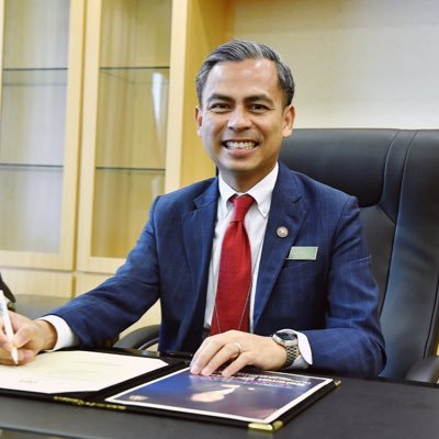 Fahmi Fadzil 🇲🇾