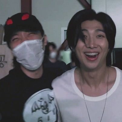 '93 // TX // OT7// rapline owns me 💜 // PTD LA // 🔞 // fan acct // gonna start a new religion for bangtan's buff bodies ✌🏼