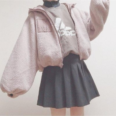 19歳/162cm/家事手伝い/Fカップ💕
すぐ酔っちゃうけど飲み友募集💖
ふぉろーくれたらDM送りますね✨