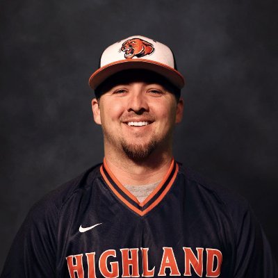 Head Baseball Coach - Highland Community College @HCC_Cougars| Saved ✝|2xChamp💍 | Husband |