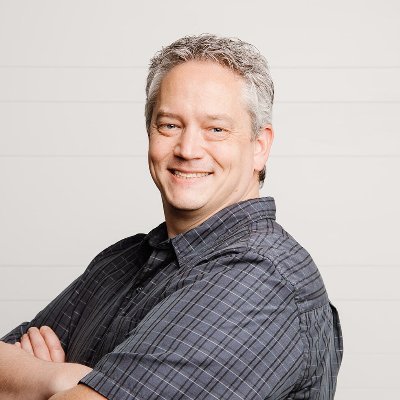 Developer extraordinaire who loves all things Laravel and Ballroom Dance.