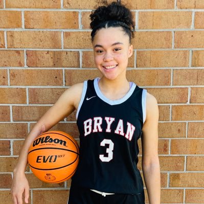 26’ BCHS 🏀 5’7, Positions are Post/Guard, Very hard working💪🏽Email: brianacrawford24@gmail.com