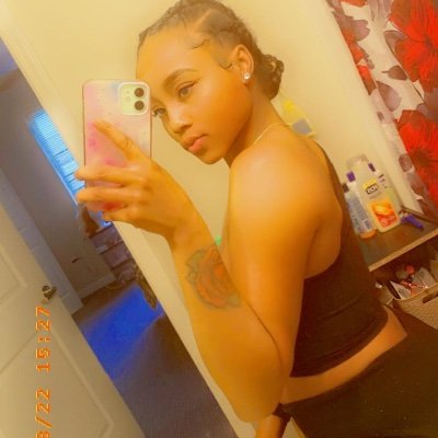 Catch Me OutSide How About Dat💦👅🌈Bisexual 🍆😵💫🍑