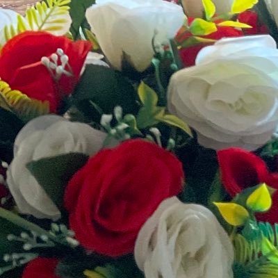 danielghere03's profile picture. Llll