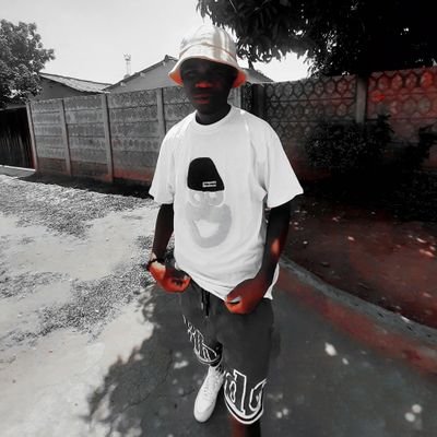 PanacheRussell's profile picture. Saint Laurent don 👑
7savage😈
Tunnel vision 🌅
Apes on board😎
God Fearing nigga✌
Forever mine's🖤