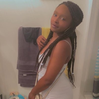 Life has no remote ✨ Get up & keep moving ❤️ Mother of 1 👧🏾