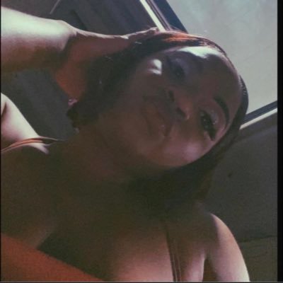 _nakiah_'s profile picture. Mother of ✌