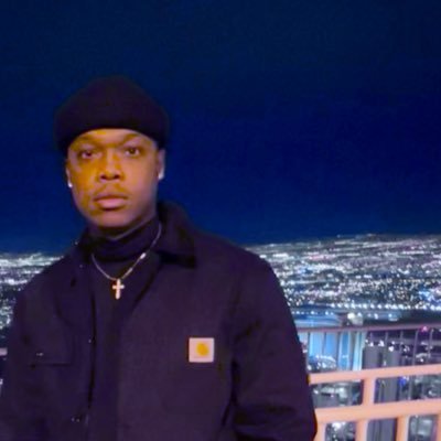 GeeVito_'s profile picture. Expensively living in peace. 🐅