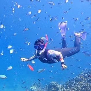 25歳の頃、ホストにハマり、絶望的な額の借金を背負う…→水商売脱却に向けて副業を開始
→副業を開始して最低月収800万円を継続できるようになり、自由な生活へ⛱️
時間と場所に囚われない自由な生活に💅
副業紹介希望の方は、フォロー頂けたらDMします💄