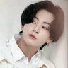 kookielys's profile picture. {@taekdanie ~ @itskdanie}