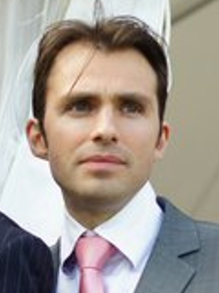 Avocat au barreau de Paris en droit de la propriété intellectuelle, droit à l'image, droit de la presse.