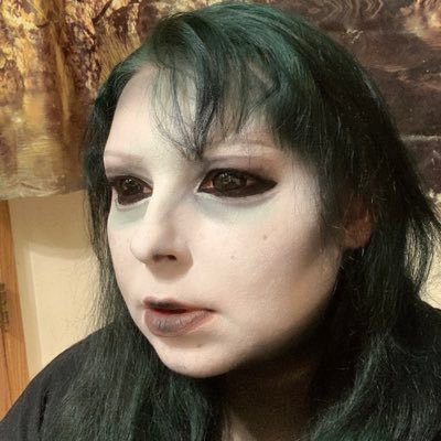 dumbspacebimbo Profile Picture