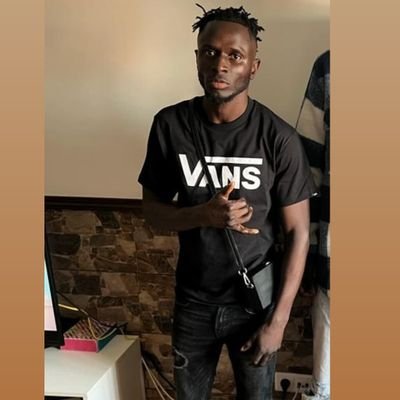 upamendes1's profile picture. 🇬🇼🇵🇹🇪🇦🇩🇪🇨🇭