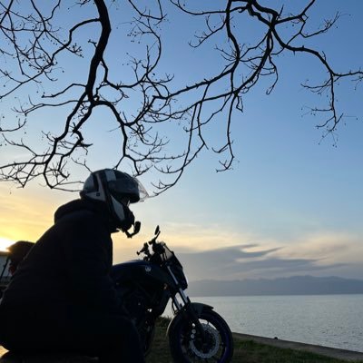 日本語めちゃ下手な外国人、バイクの初心者。趣味は人間観察、キャンプ、登山、旅行、車、スキー、そしてポケモンも大好き！！夢は我が理想郷である帯広に住む！！ 日本の皆さんよろしくなぁ！！！😆😆