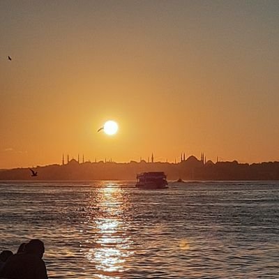 Benyamn000's profile picture. Ben bu cihana sığmazam.