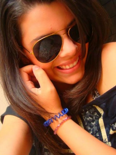 [13] Deus,Chorona,Timida, Bipolar, Familia, Doritos. Coca-Cola, Restart, Chocolate, Gossip Girl, Compras, Maquiagem e Fotografia (: segue? te do uma bala *-*