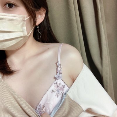 22歳/165センチ/栄養士/Cカップ💕
大人の男性とたくさん会いたいです。💘
ふぉろーでお迎え行きます✨