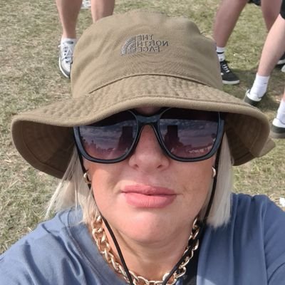 Sara_bee2's profile picture. 