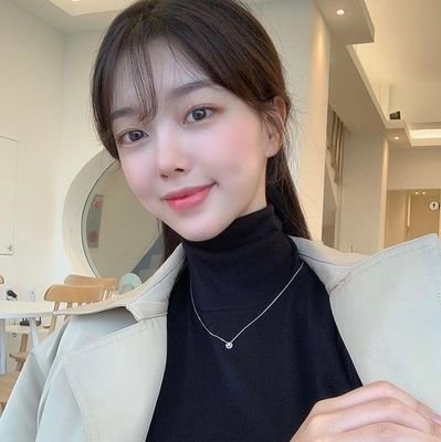 ModestySetlla's profile picture. 