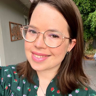 jessb3's profile picture. Researcher - Writer - Lover of all things Historical ❤️