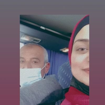 💅والقلبُ مادامَ بالرحمنِ ذَا ثقةٍ
فكلُ شيءٍ بحُسنِ الظنِ يُجتلبُ.💛