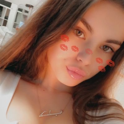 Cline223154801's profile picture. Je suis féminine ses tout