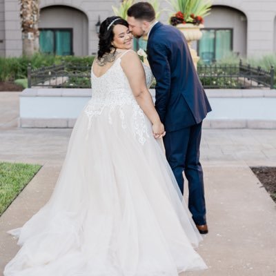 audriannalovely's profile picture. Let’s do the damn thing. Really only here to argue about Cleveland sports ⚾️🏀🏈 and live tweet The Bachelorette 🌹💁🏽‍♀️  [11.23.09]