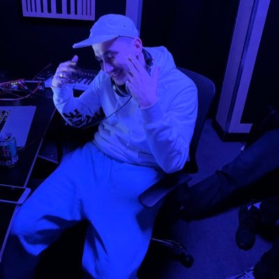 ○ Natural Selection @NS_LDN
○ Producer https://t.co/CQbYchRdO3 ○ Bookings/Enquiries: koteisounds@gmail.com
○ Instagram: alexgreen_