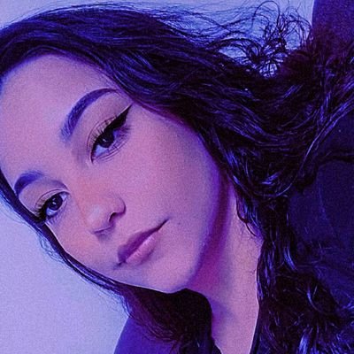 IsabellaNardo1's profile picture. 