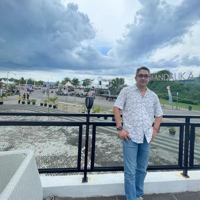 IdaBagusEkaPut1's profile picture. 