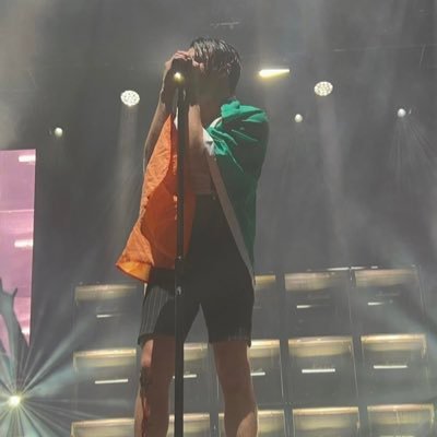 Fan account for Yungblud ☘️🖤

Insta: https://t.co/8hfCFilLQe
Follow for Irish and other updates