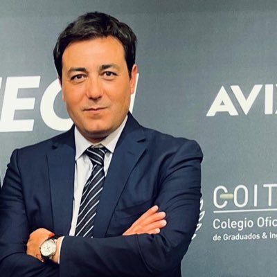 tonigutrz's profile picture. 