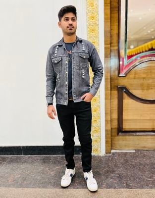 mkr_mukarram's profile picture. 6'0 |
love is PSS💛