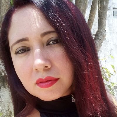 👨👩👧👦Amo minha família♥️
Mãe da Manuela Cristina😍
e do Carlos Rafael😍
💍@Cristiano_cos
coração São Paulino ♥️
tudo posso naquele que me fortalece 🙏🏻